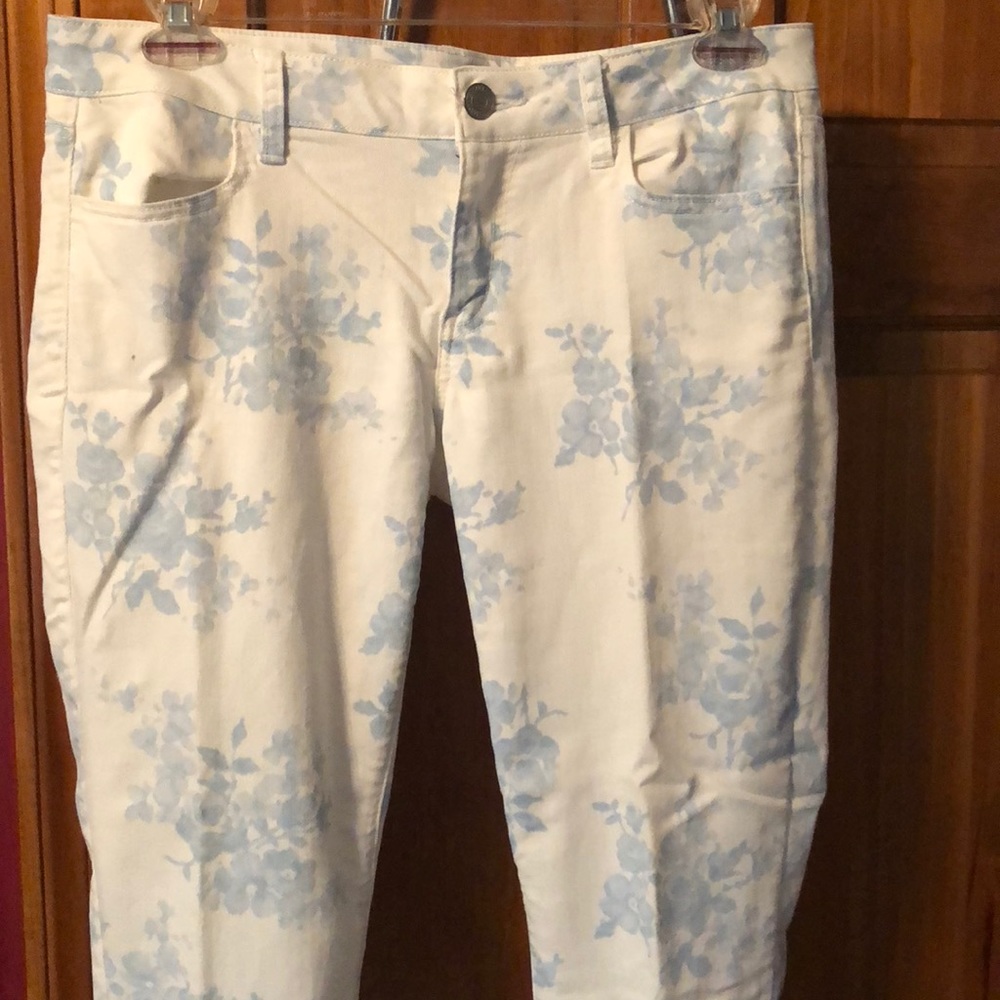 Flower print jeans
